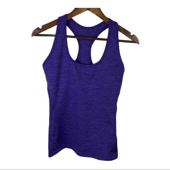 FILA Racer Back Workout Tank w built in bra - Picture 3 of 11